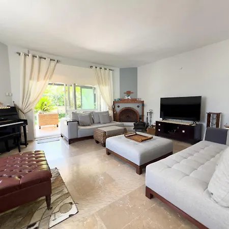 Villa Fontes