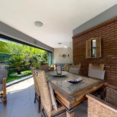 Fontes Villa Cesme